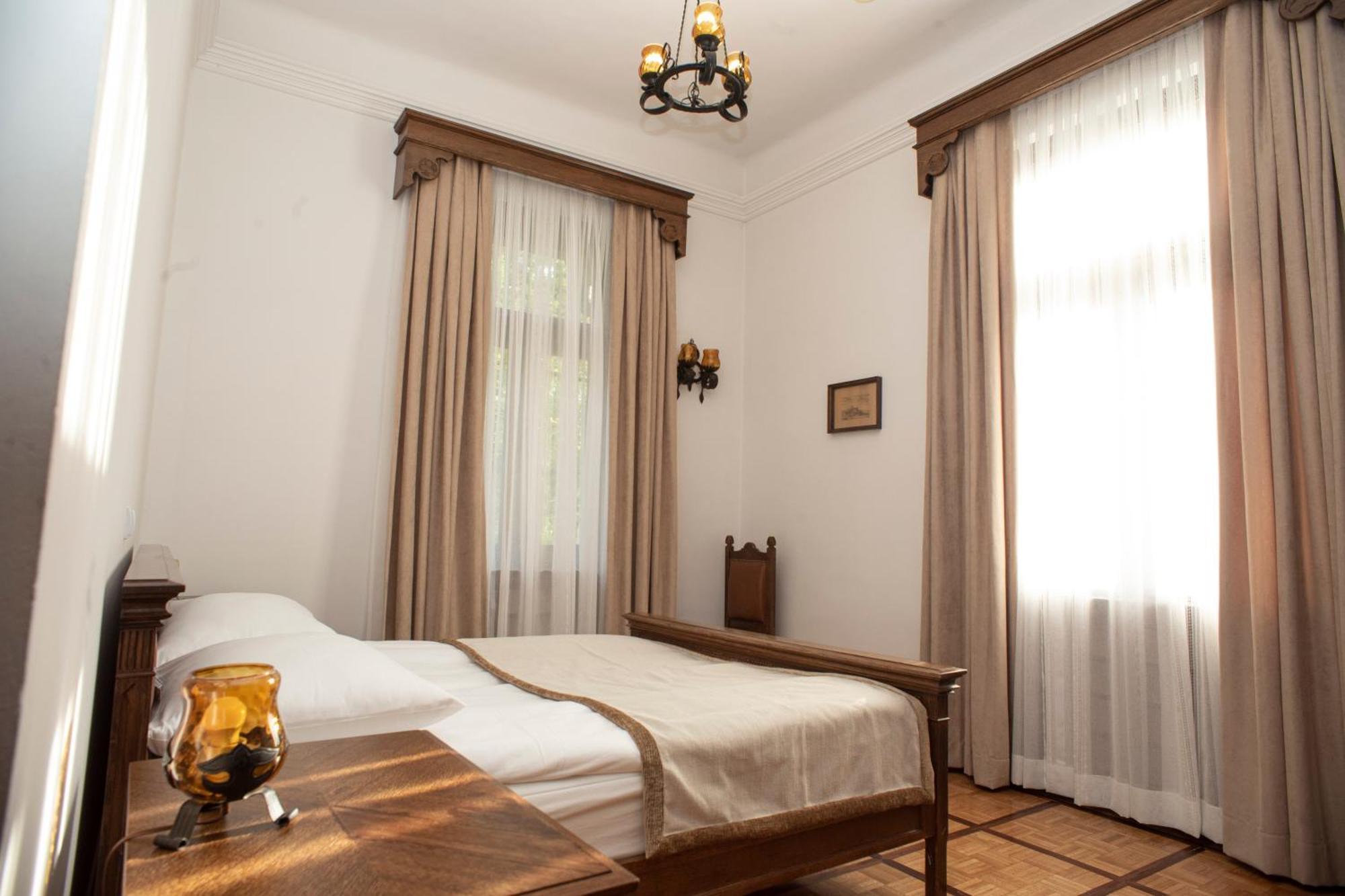 Vila Herberstein Velenje Rom bilde